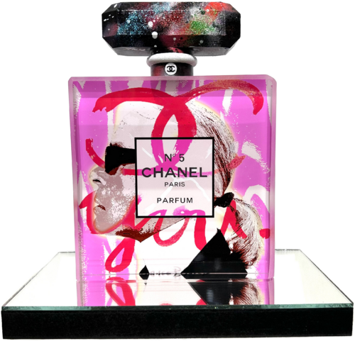 Luxury Chanel n°5, Lagerfeld pink Patrick Cornée
